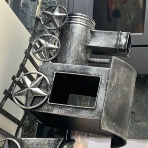 Meet your Posher, Tom